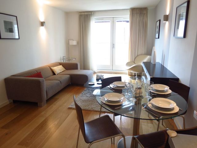  Image of 2 bedroom Apartment to rent in Goulden Street Manchester M4 at 10 Rochdale Road  Manchester City, M4 5EN