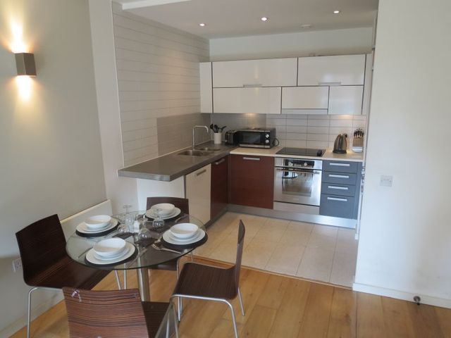  Image of 2 bedroom Apartment to rent in Goulden Street Manchester M4 at 10 Rochdale Road  Manchester City, M4 5EN