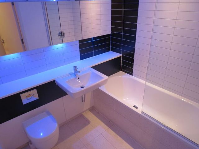  Image of 2 bedroom Apartment to rent in Goulden Street Manchester M4 at 10 Rochdale Road  Manchester City, M4 5EN