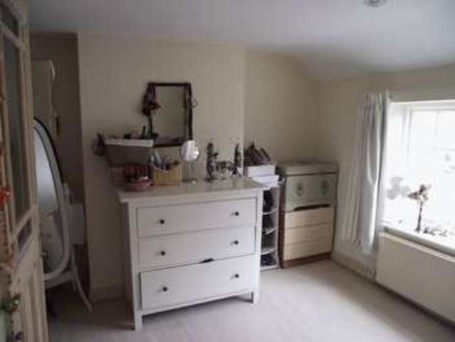  Image of 1 bedroom Flat to rent in Somerset Place Gloucester GL1 at Somerset Place  Gloucester, GL1 1XG