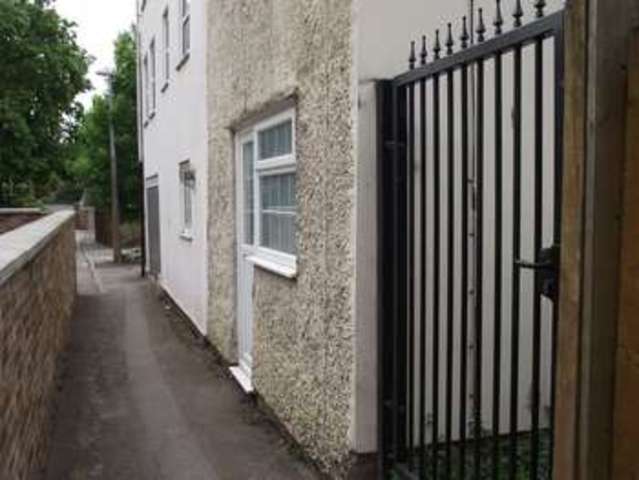  Image of 1 bedroom Flat to rent in Somerset Place Gloucester GL1 at Somerset Place  Gloucester, GL1 1XG