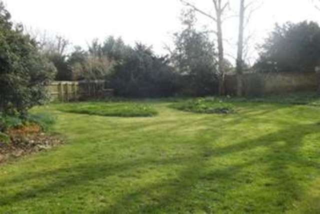 Image of Studio flat to rent in High Street Somersham Huntingdon PE28 at Huntingdon, PE28 3JB