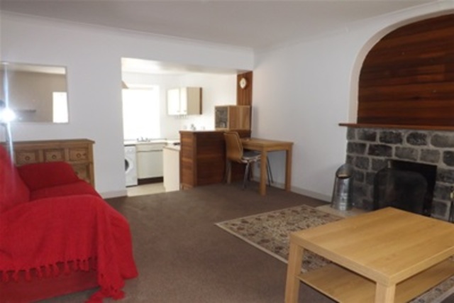  Image of 2 bedroom Terraced house to rent in Orchard Street Galston KA4 at Newmilns East Ayrshire East Ayrshire, KA4 8NF