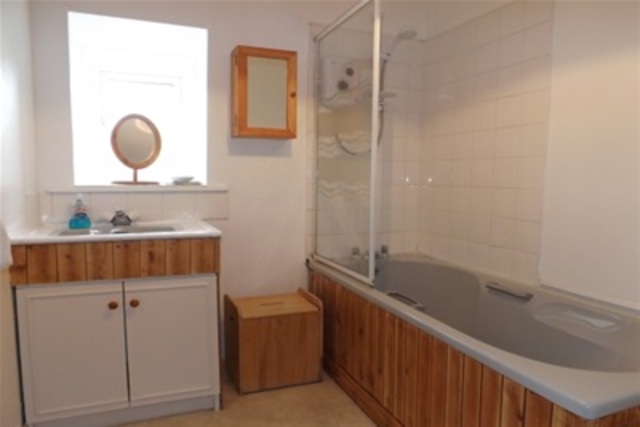 Image of 2 bedroom Terraced house to rent in Orchard Street Galston KA4 at Newmilns East Ayrshire East Ayrshire, KA4 8NF