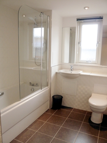  Image of 2 bedroom Flat to rent in South Victoria Dock Road Dundee DD1 at Dundee  Dundee, DD1 3AL