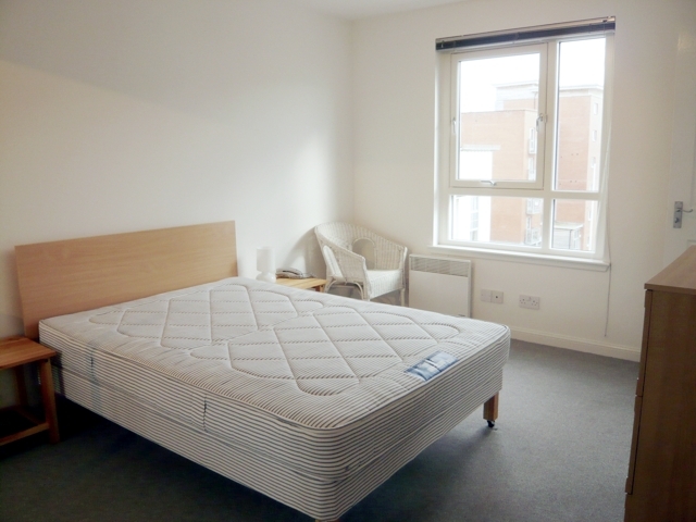  Image of 2 bedroom Flat to rent in South Victoria Dock Road Dundee DD1 at Dundee  Dundee, DD1 3AL