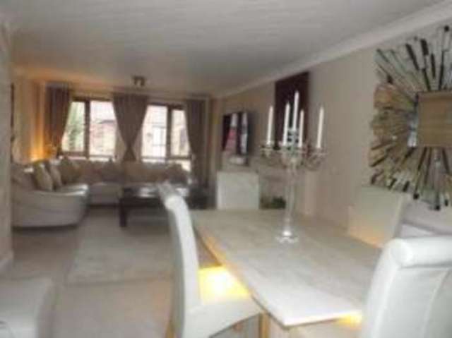  Image of 3 bedroom Detached house for sale in Roding Leigh South Woodham Ferrers Chelmsford CM3 at South Woodham Ferrers Chelmsford South Woodham Ferrers, CM3 5JZ