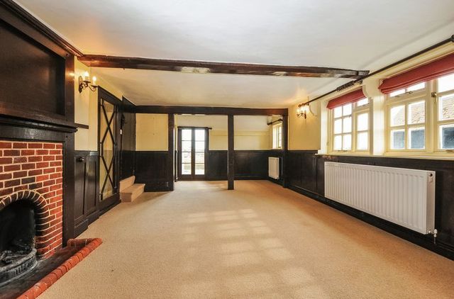 Image of 4 bedroom Detached house to rent in Southend Road Southend Reading RG7 at Southend Road Southend Reading, RG7 6HA