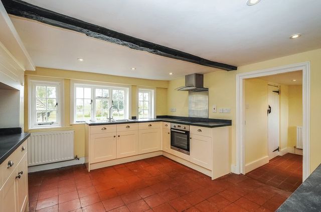  Image of 4 bedroom Detached house to rent in Southend Road Southend Reading RG7 at Southend Road Southend Reading, RG7 6HA