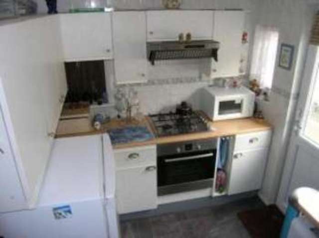 Image of 2 bedroom Bungalow for sale in Manners Way Southend-on-Sea SS2 at Southend-on-Sea Essex Prittlewell, SS2 6PZ