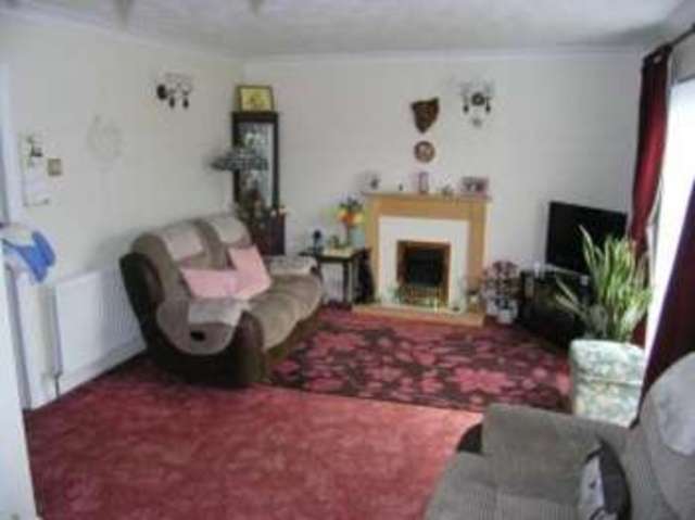  Image of 2 bedroom Bungalow for sale in Manners Way Southend-on-Sea SS2 at Southend-on-Sea Essex Prittlewell, SS2 6PZ