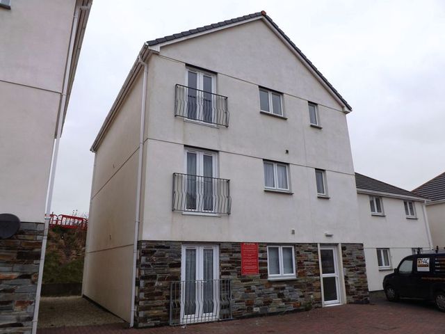  Image of 2 bedroom Flat to rent in Springfields Bugle St. Austell PL26 at Springfields Bugle St. Austell, PL26 8JW