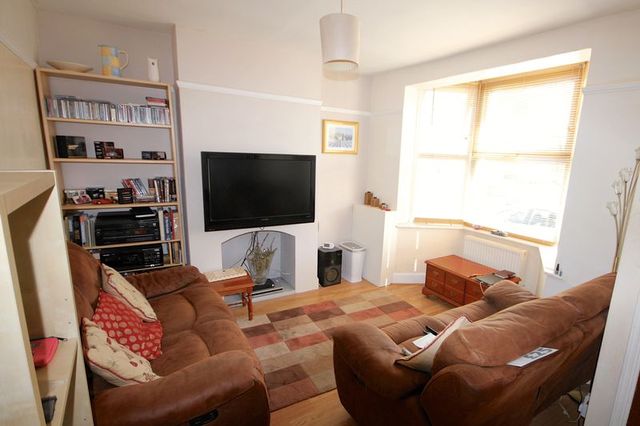  Image of 2 bedroom Terraced house for sale in Wesley Road Markyate St. Albans AL3 at Wesley Road Markyate St Albans, AL3 8PN