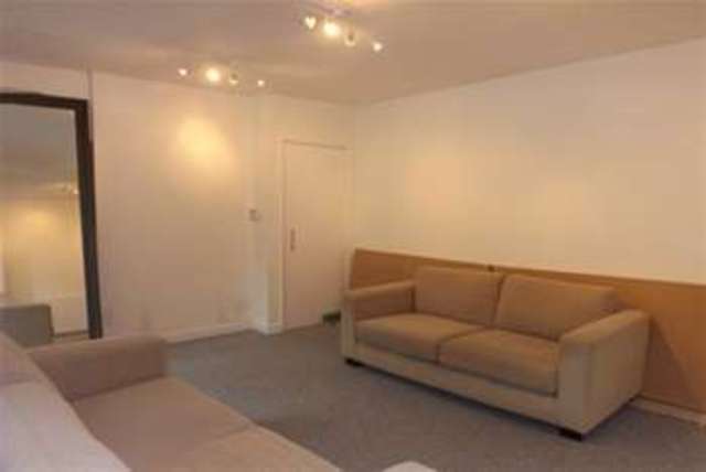  Image of 4 bedroom Detached house to rent in St. Clements Street Oxford OX4 at Oxford, OX4 1AG