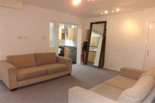  Image of 4 bedroom Detached house to rent in St. Clements Street Oxford OX4 at Oxford, OX4 1AG