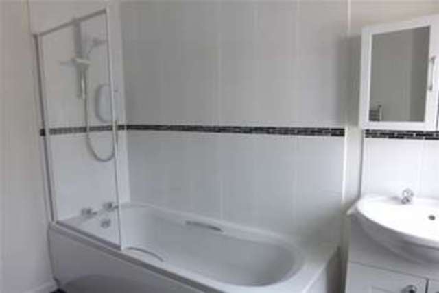  Image of 4 bedroom Detached house to rent in St. Clements Street Oxford OX4 at Oxford, OX4 1AG