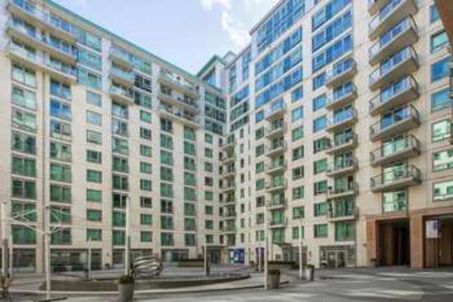  Image of 1 bedroom Property to rent in St. George Wharf London SW8 at St George Wharf  London, SW8 2FG