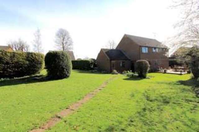  Image of 4 bedroom Detached house for sale in St. James Way Bierton Aylesbury HP22 at BIERTON HP22 BIERTON, HP22 5ED