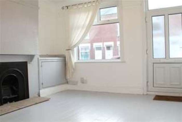  Image of 2 bedroom Terraced house to rent in St. Leonards Road Leicester LE2 at Leicester, LE2 3BZ