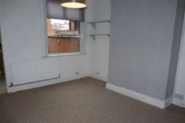  Image of 2 bedroom Terraced house to rent in St. Leonards Road Leicester LE2 at Leicester, LE2 3BZ