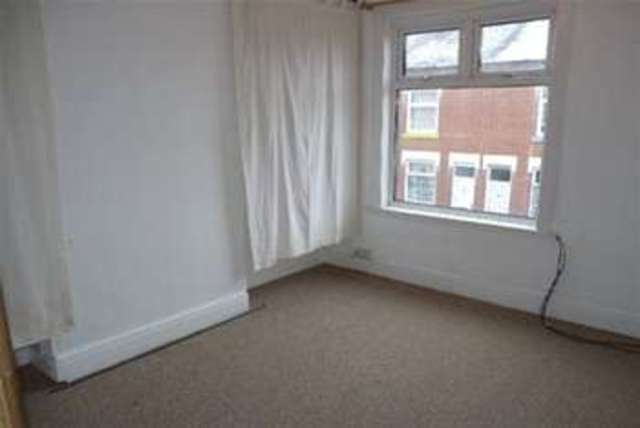  Image of 2 bedroom Terraced house to rent in St. Leonards Road Leicester LE2 at Leicester, LE2 3BZ