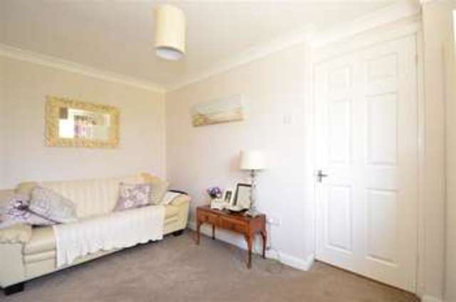  Image of 5 bedroom Semi-Detached house for sale in Stakes Hill Road Waterlooville PO7 at Waterlooville Hampshire Waterlooville, PO7 5UF