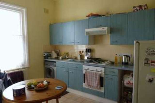  Image of 2 bedroom Flat to rent in Station Avenue Sandown PO36 at Station Avenue  Sandown, PO36 8HD
