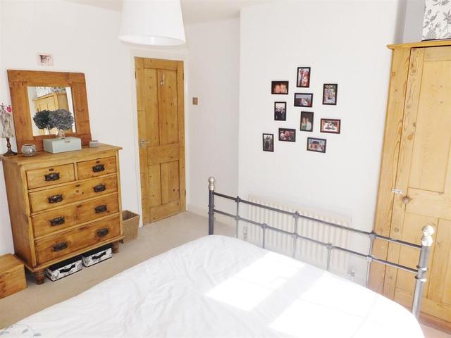  Image of 2 bedroom Terraced house for sale in Station Road Carshalton SM5 at Carshalton Surrey Carshalton, SM5 2LA