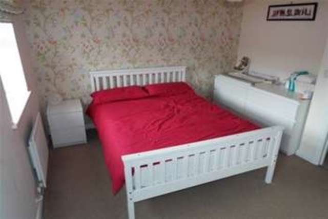 Image of 4 bedroom Semi-Detached house to rent in Stavely Way Gamston Nottingham NG2 at Nottingham, NG2 6QR