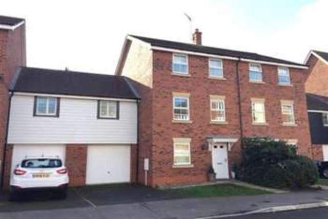  Image of 4 bedroom Semi-Detached house to rent in Stavely Way Gamston Nottingham NG2 at Nottingham, NG2 6QR
