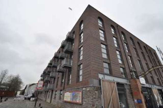  Image of 1 bedroom Flat for sale in Gas Ferry Road Bristol BS1 at Gas Ferry Road  Bristol, BS1 6GL