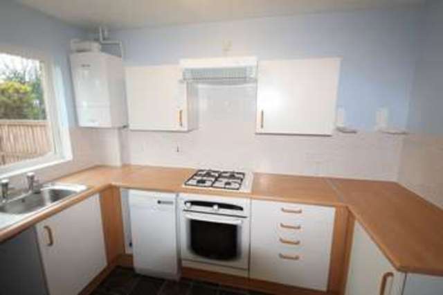  Image of 2 bedroom Terraced house to rent in Stirling Close Maidenbower Crawley RH10 at Stirling Close Maidenbower Crawley, RH10 7UZ