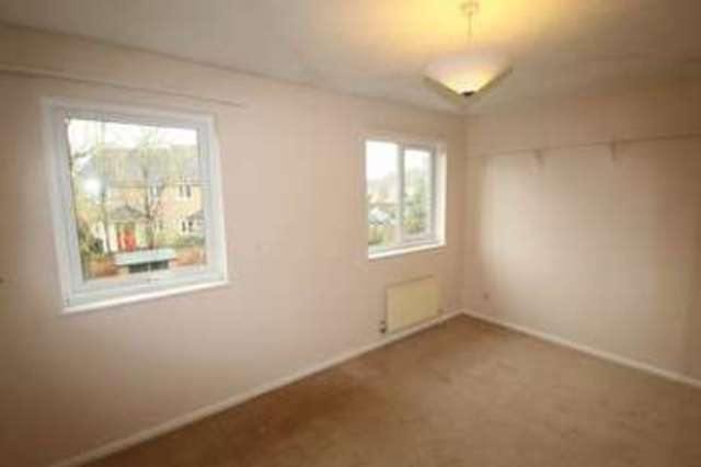  Image of 2 bedroom Terraced house to rent in Stirling Close Maidenbower Crawley RH10 at Stirling Close Maidenbower Crawley, RH10 7UZ