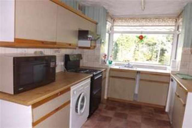  Image of 3 bedroom Semi-Detached house to rent in Stonehurst Road Braunstone Leicester LE3 at Leicester, LE3 2QB