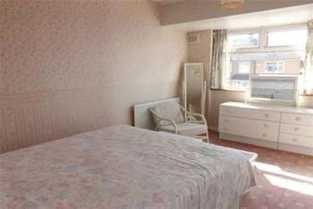  Image of 3 bedroom Semi-Detached house to rent in Stonehurst Road Braunstone Leicester LE3 at Leicester, LE3 2QB