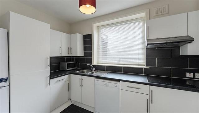 Image of 4 bedroom Flat to rent in Park Road London NW8 at Park Road St Johns Wood Lisson Grove, NW8 7HY