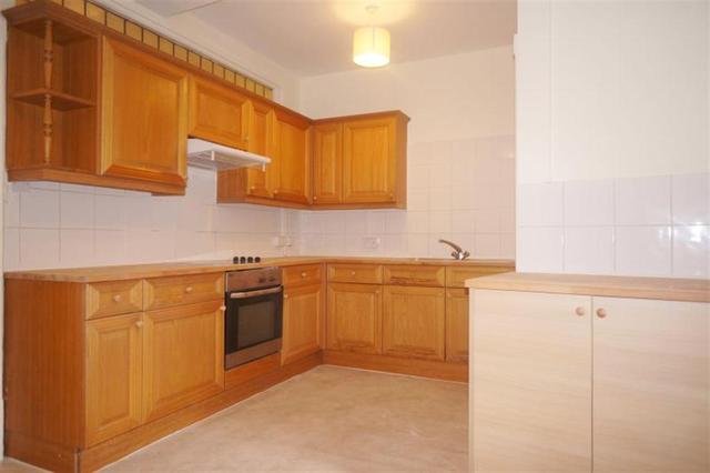  Image of 4 bedroom Flat to rent in Park Road London NW8 at Park Road St Johns Wood Lisson Grove, NW8 7HY