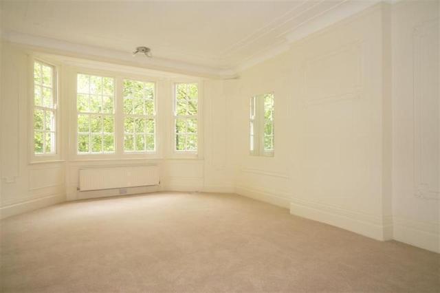  Image of 4 bedroom Flat to rent in Park Road London NW8 at Park Road St Johns Wood Lisson Grove, NW8 7HY