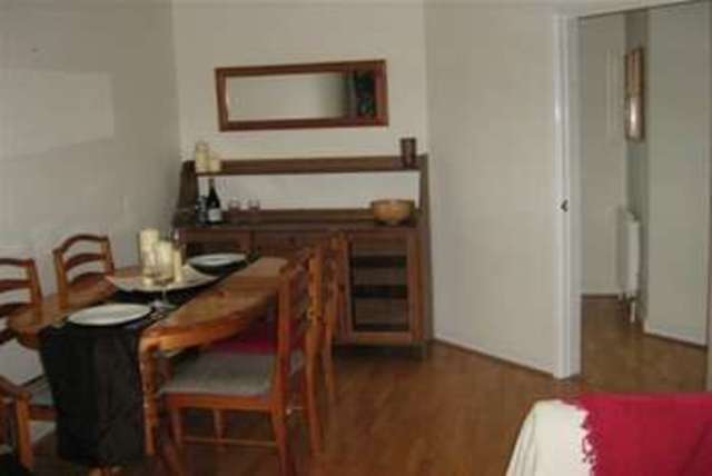  Image of 2 bedroom Flat to rent in Strode Road Street BA16 at Street, BA16 0DX