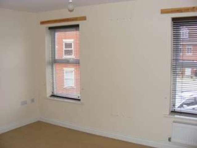  Image of 5 bedroom Detached house to rent in Stroud Way Weston-super-Mare BS24 at Weston Village Weston-super-Mare Locking, BS24 7HJ