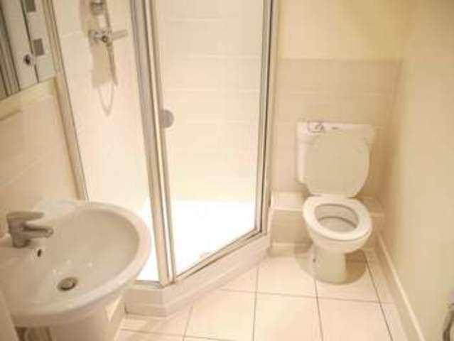  Image of 2 bedroom Flat to rent in Gamble Close Southampton SO19 at Gamble Close Sholing SOUTHAMPTON, SO19 2PQ