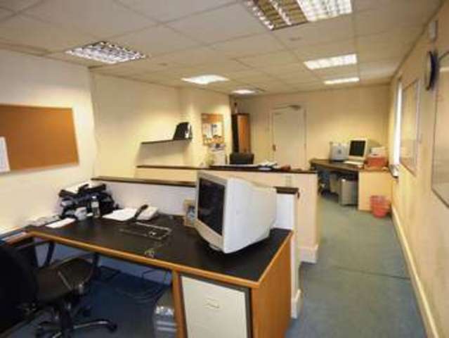 Image of 4 bedroom Property for sale in Surrey Street Lowestoft NR32 at Surrey Street  Lowestoft, NR32 1LJ