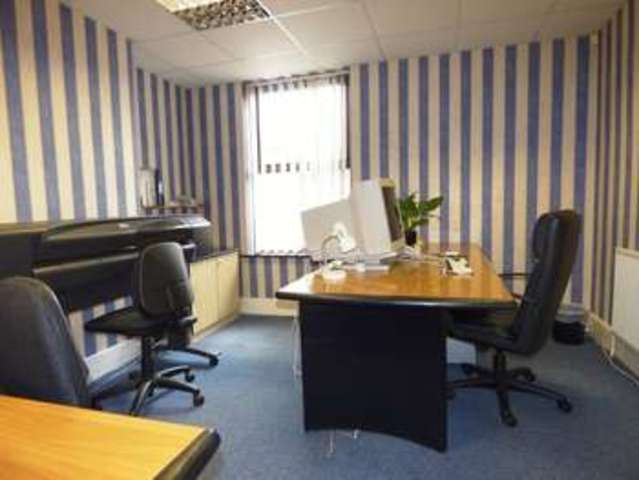  Image of 4 bedroom Property for sale in Surrey Street Lowestoft NR32 at Surrey Street  Lowestoft, NR32 1LJ