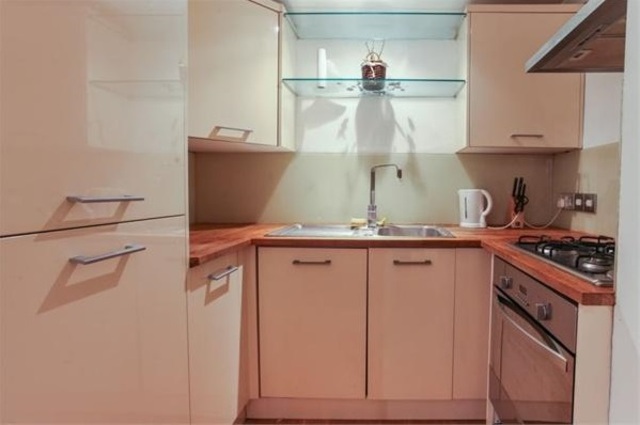  Image of 2 bedroom Flat to rent in Sussex Gardens London W2 at LANCASTER GATE, W2 3UA