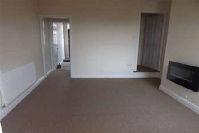  Image of 3 bedroom Detached house to rent in Huthwaite Road Huthwaite Sutton-in-Ashfield NG17 at Sutton-in-Ashfield, NG17 2NG