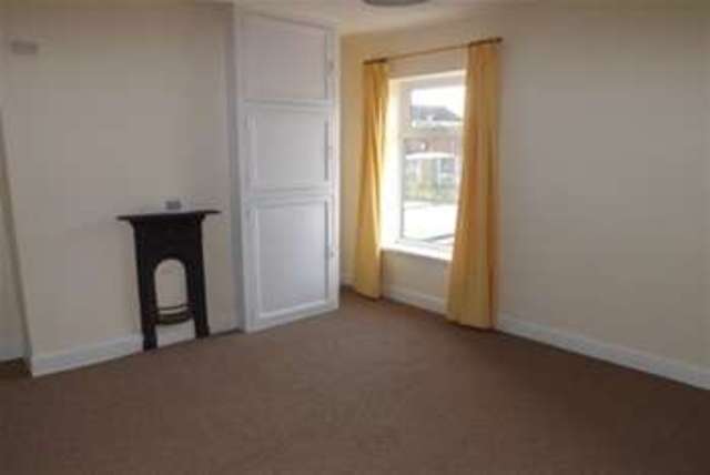  Image of 3 bedroom Detached house to rent in Huthwaite Road Huthwaite Sutton-in-Ashfield NG17 at Sutton-in-Ashfield, NG17 2NG
