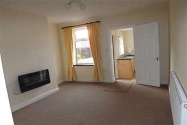  Image of 3 bedroom Detached house to rent in Huthwaite Road Huthwaite Sutton-in-Ashfield NG17 at Sutton-in-Ashfield, NG17 2NG