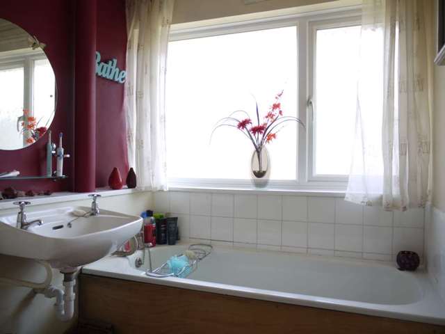  Image of 3 bedroom Semi-Detached house for sale in Swaledale Bracknell RG12 at Swaledale  Bracknell, RG12 7ET