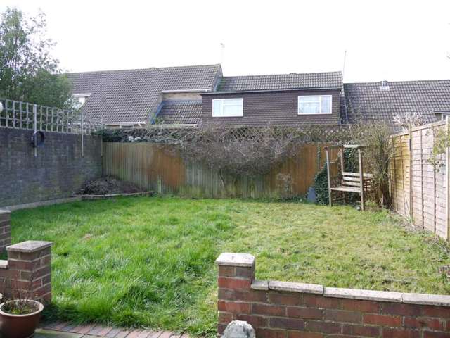  Image of 3 bedroom Semi-Detached house for sale in Swaledale Bracknell RG12 at Swaledale  Bracknell, RG12 7ET