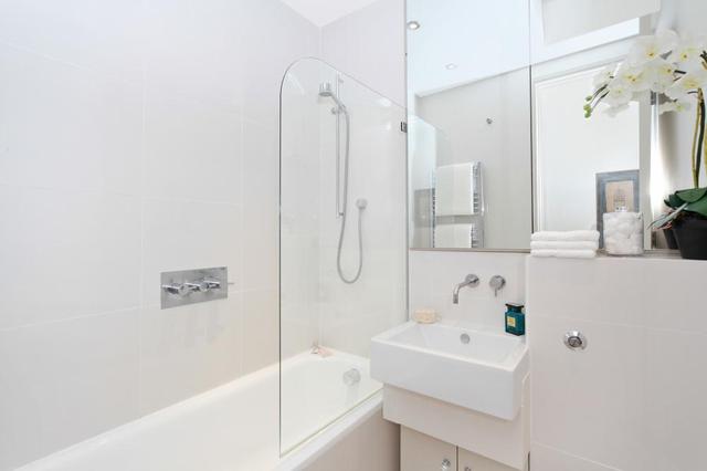  Image of 1 bedroom Flat to rent in Talbot Road London W2 at Talbot Road  London, W2 5LH